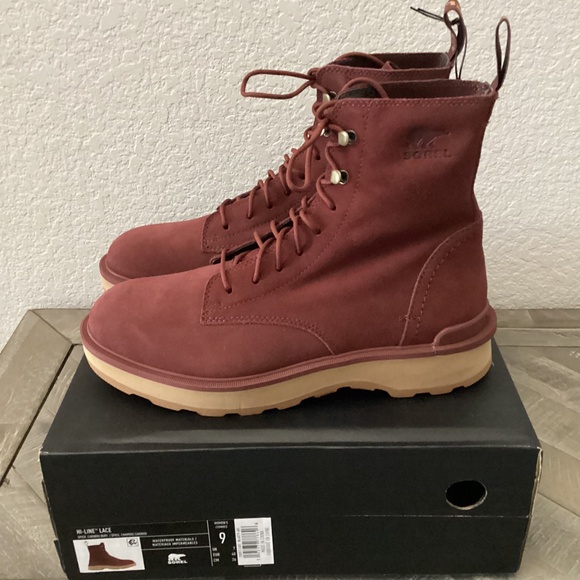 Sorel Shoes - SOREL Women's Hi-Line Lace-Up Mid-Shaft Lug-Sole Booties, size 9